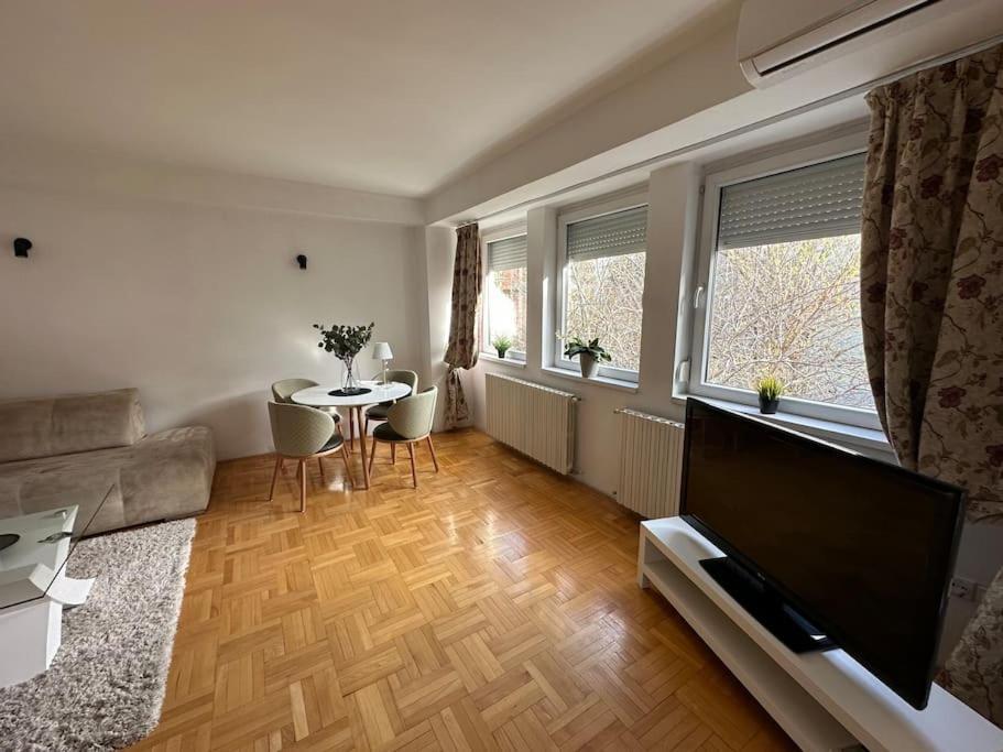 Nn Apartment スコピエ エクステリア 写真