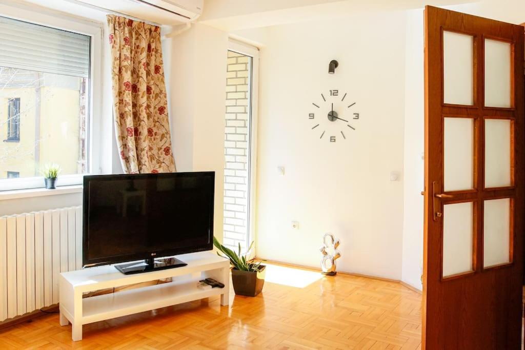 Nn Apartment スコピエ エクステリア 写真